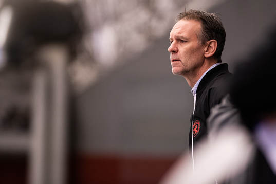 Trojas tränare Johan Benker