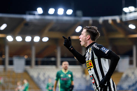 Landskronas Filip Olsson jublar