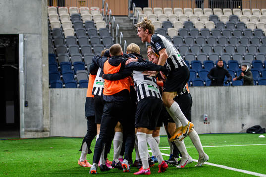 Landskronas spelare jublar