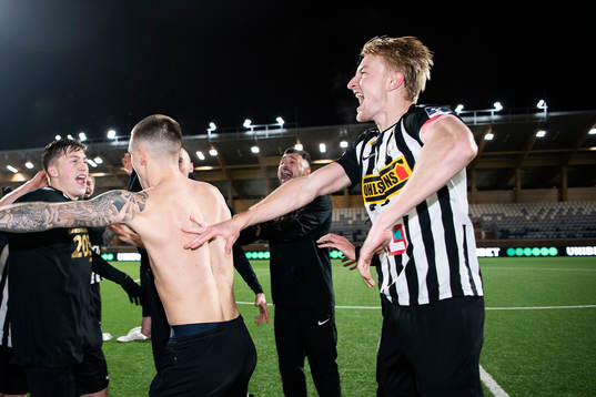 Landskronas Viktor Wihlstrand jublar