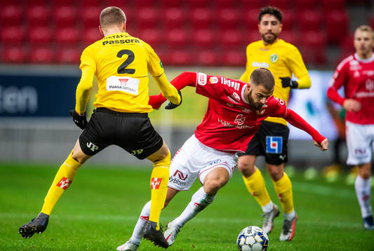 Kalmars Filip Sachpekidis och Jönköpings Elias Gustafson