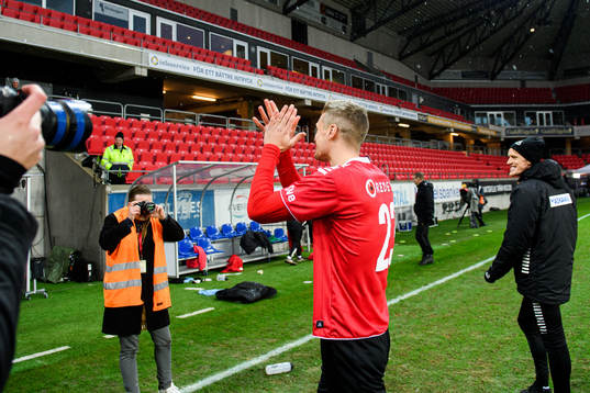Kalmars Viktor Elm jublar