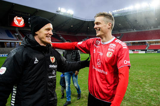Kalmars assisterande tränare Rasmus Elm och Viktor Elm