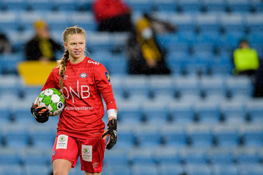 Goalkeeper Jalen Justine Tompkins of Vålerenga