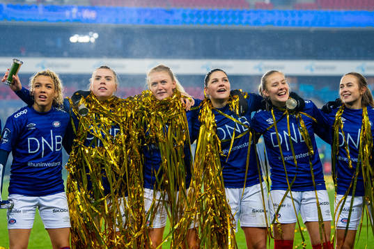 Celin Bizet Ildhusøy, Ingibjörg Sigurdardottir, Rikke