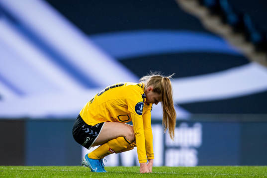 Malin Brenn of LSK Kvinner looks dejected