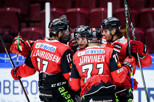 Malmö Redhawks Johan Olofsson jublar