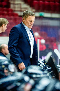 s assisterande tränare Stephan ”Lillis” Lundh