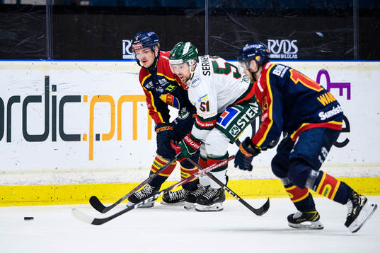 Djurgårdens Marcus Högström och Frölundas Mats Rosseli