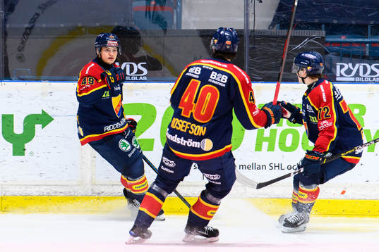 Djurgårdens Rhett Rakhshani jublar