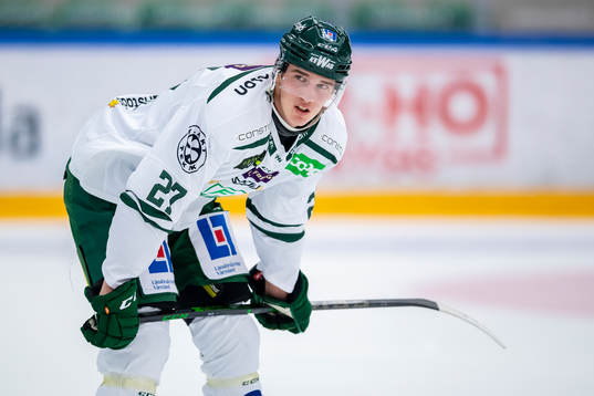 Färjestads Oskar Bäck deppar