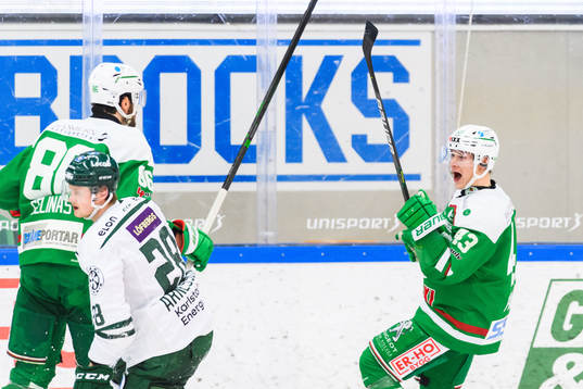 Rögles Olli Palola jublar