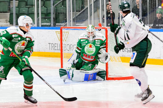 Färjestads Jacob Nilsson gör 0-1