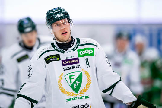Färjestads Victor Ejdsell  deppar
