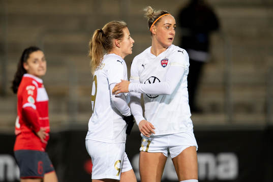 Rosengårds Anna Anvegård and Sanne Troelsgaard celebrates