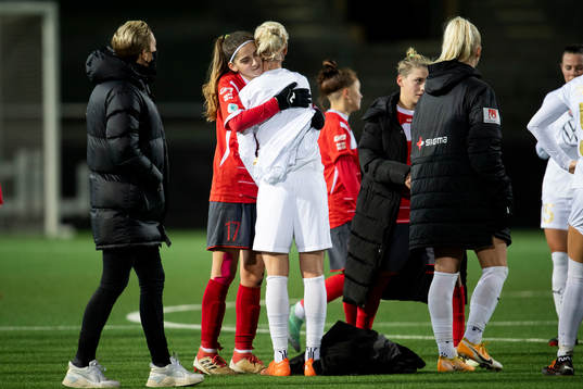 Rosengårds Caroline Seger hugged by Lanchkhti Natela