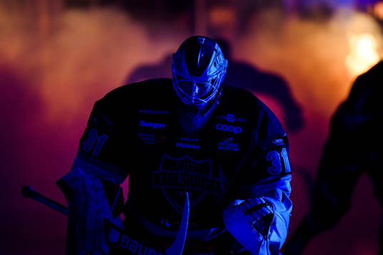 Karlskogas målvakt Tim Juel