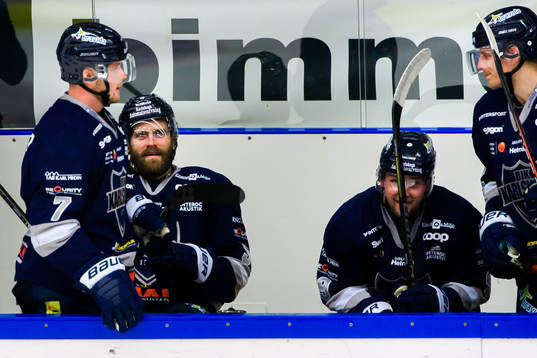 Karlskogas Johan Larsson jublar