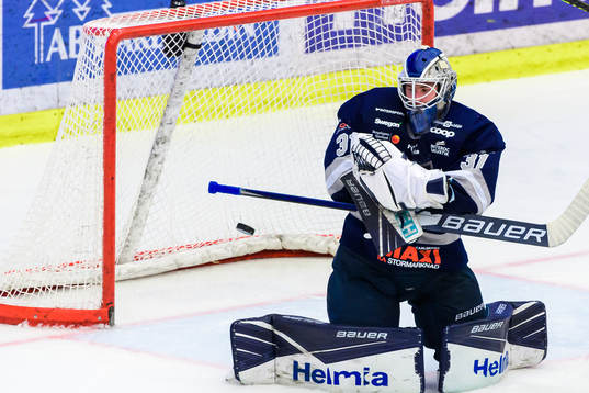 Karlskogas målvakt Tim Juel