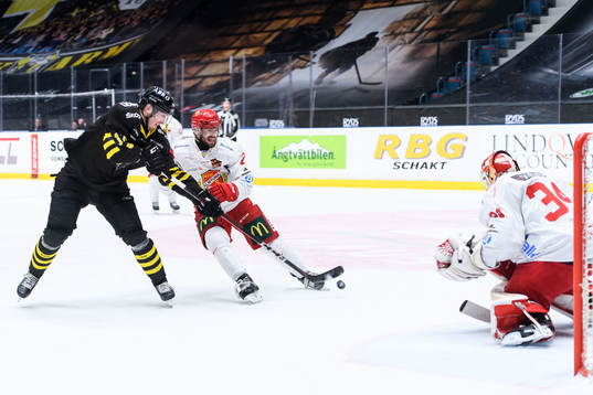 s Max Lindholm gör 5-0