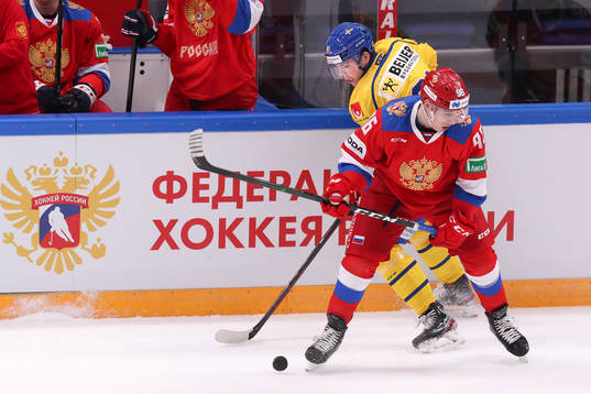 Magnus Pääjärvi of Sweden and Andrei Kuzmenko of Russia