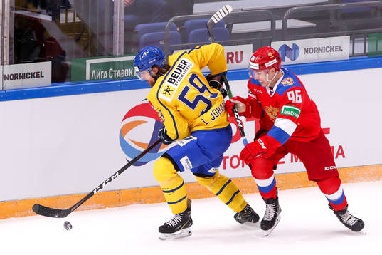 Linus Johansson of Sweden and Andrei Kuzmenko of Russia