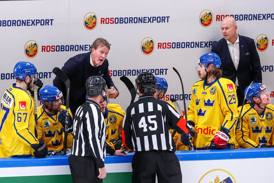 Head coach Johan Garpenlöv of Sweden