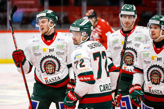 Frölundas Patrik Carlsson jublar