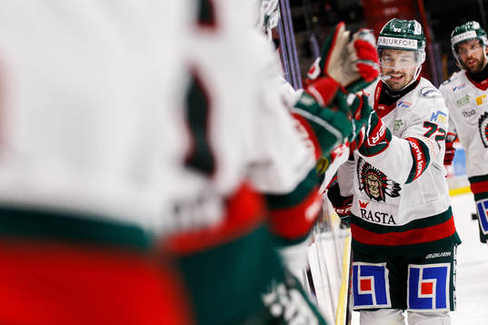 Frölundas Patrik Carlsson jublar