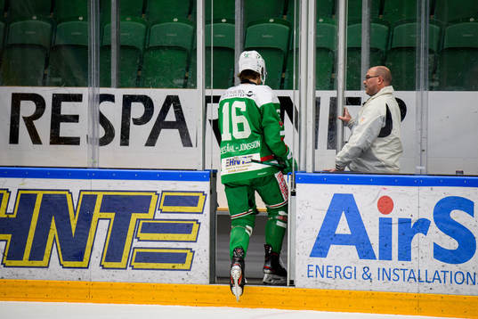 Rögles Lucas Ekeståhl Jonsson  deppar