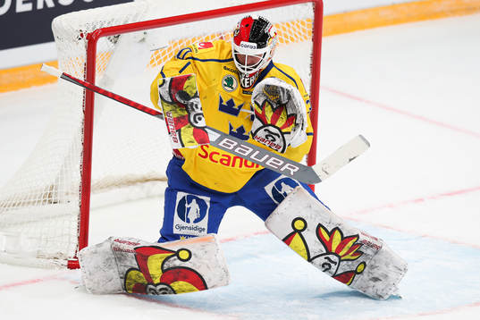 goalkeeper Anders Lindbäck of Sweden during the Channel