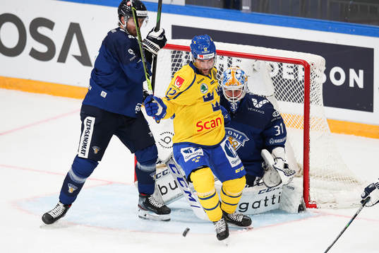 Oliwer Kaski of Finland, Jacob Berglund of Sweden and
