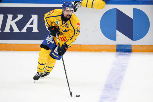 Emil Pettersson of Sweden