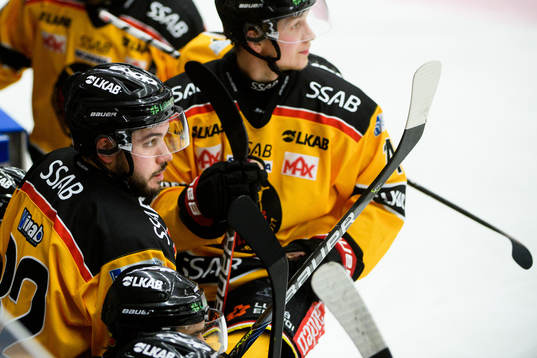 Luleås Chris Desousa deppar