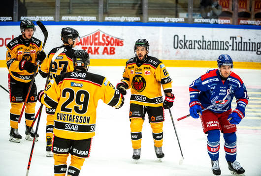 Luleås Chris Desousa jublar