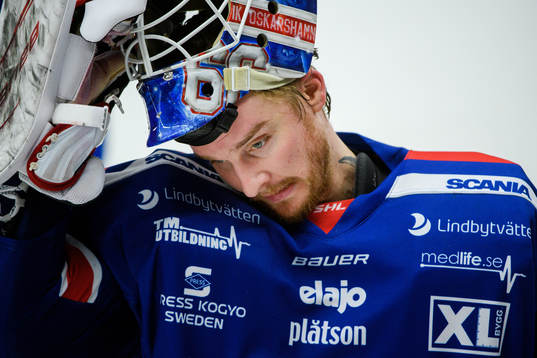 Oskarshamns målvakt Tex Williamsson deppar
