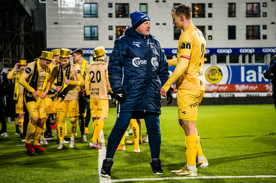 Bjarne Berntsen, head coach of Viking, and Marius Lode of