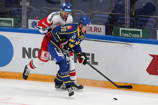 Lukas Radil of Czech Republic and Dennis Rasmussen of