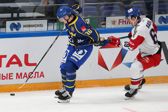 Emil Larsson of Sweden and Lukas Radil of Czech Republic