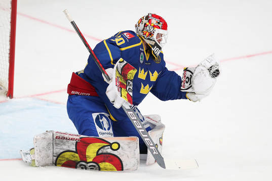 goalkeeper Anders Lindbäck of Sweden during the Channel