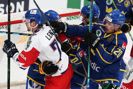 Lenc Radan of Czech Republic and Lawrence Pilut of