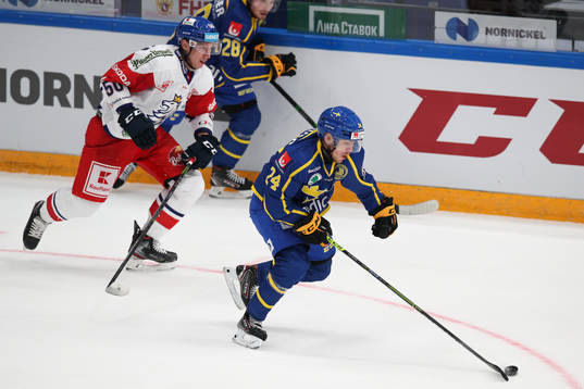 Andreas Wingerli of Sweden during the Channel One Cup ice