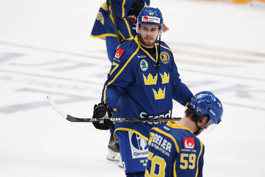 Pontus Åberg of Sweden looks dejected