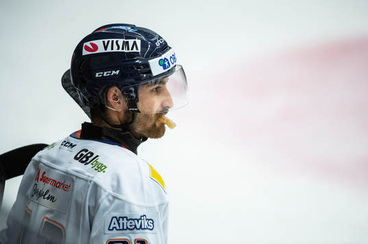 Växjös Andrew Calof deppar
