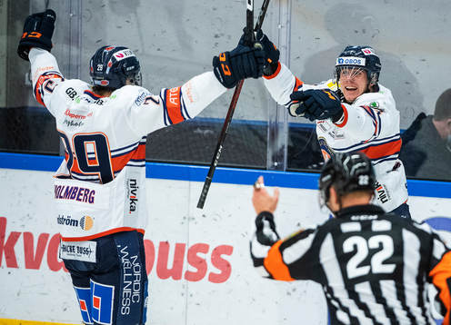Växjös Jack Drury jublar