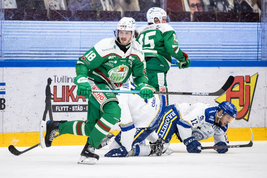 Rögles Dennis Everberg och Leksands Fredrik Forsberg