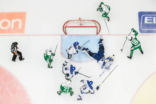 Leksands målvakt Janne Juvonen och Leksands Calle Själin