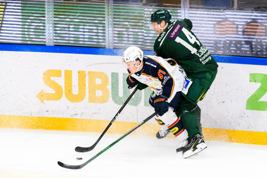 Djurgårdens Linus Andersson och Färjestads Victor Ejdsell