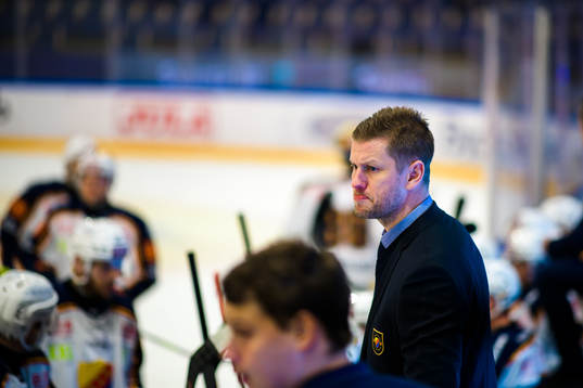 Djurgårdens tränare Michael Holmqvist deppar