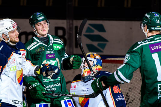 Färjestads Jacob Peterson jublar